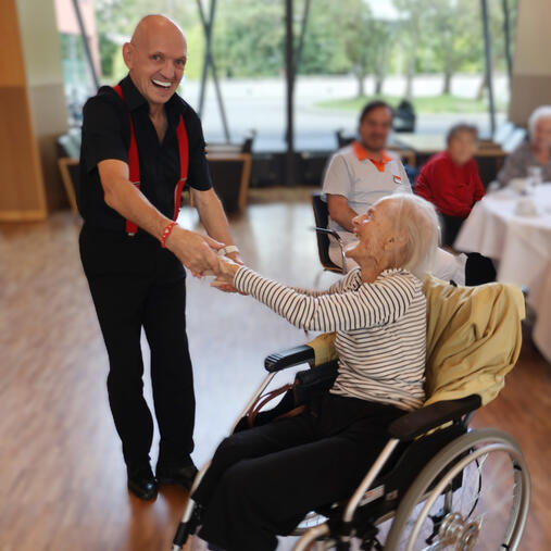 Taxidancer am Tanzen im Serata